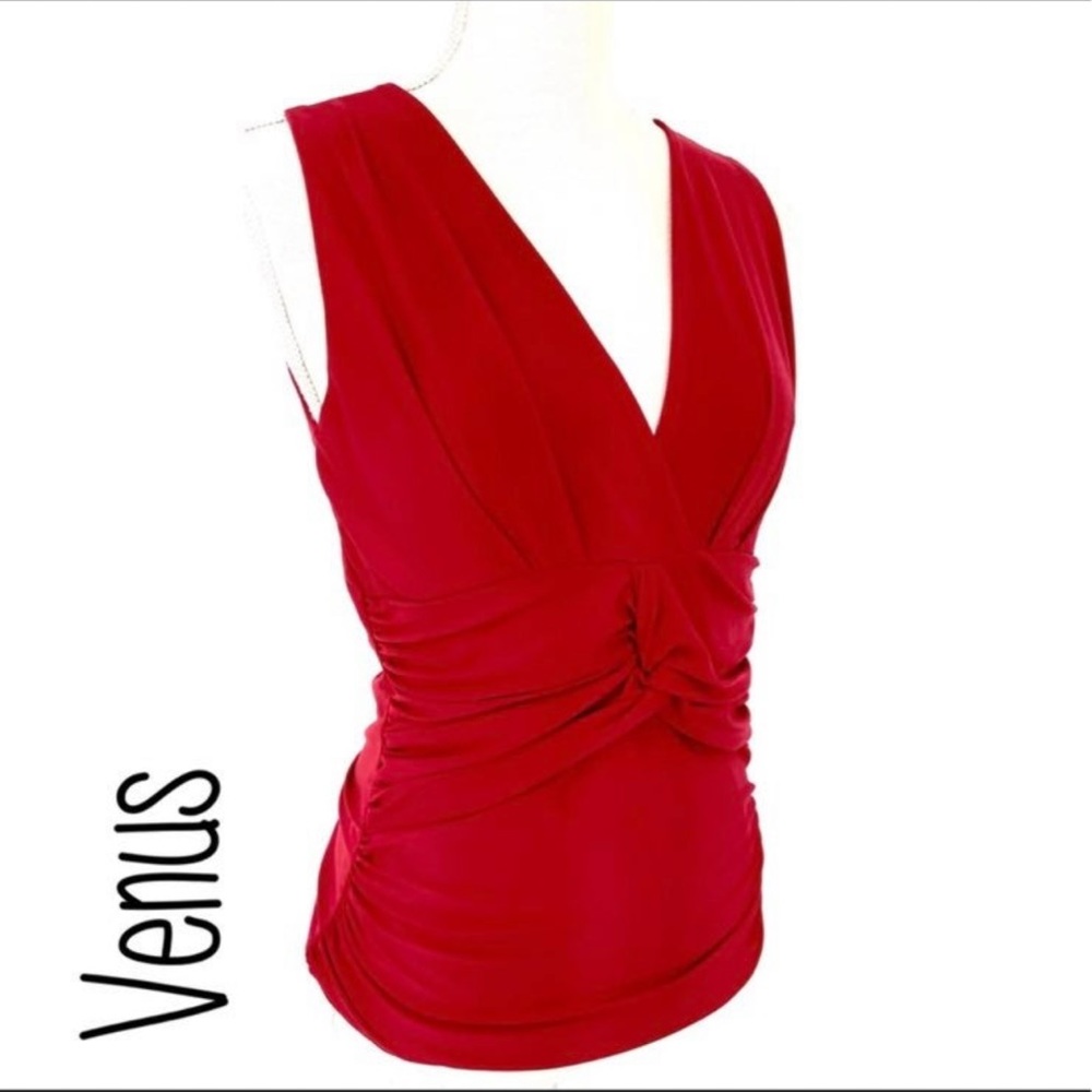 VENUS Red sleeveless V-neck top